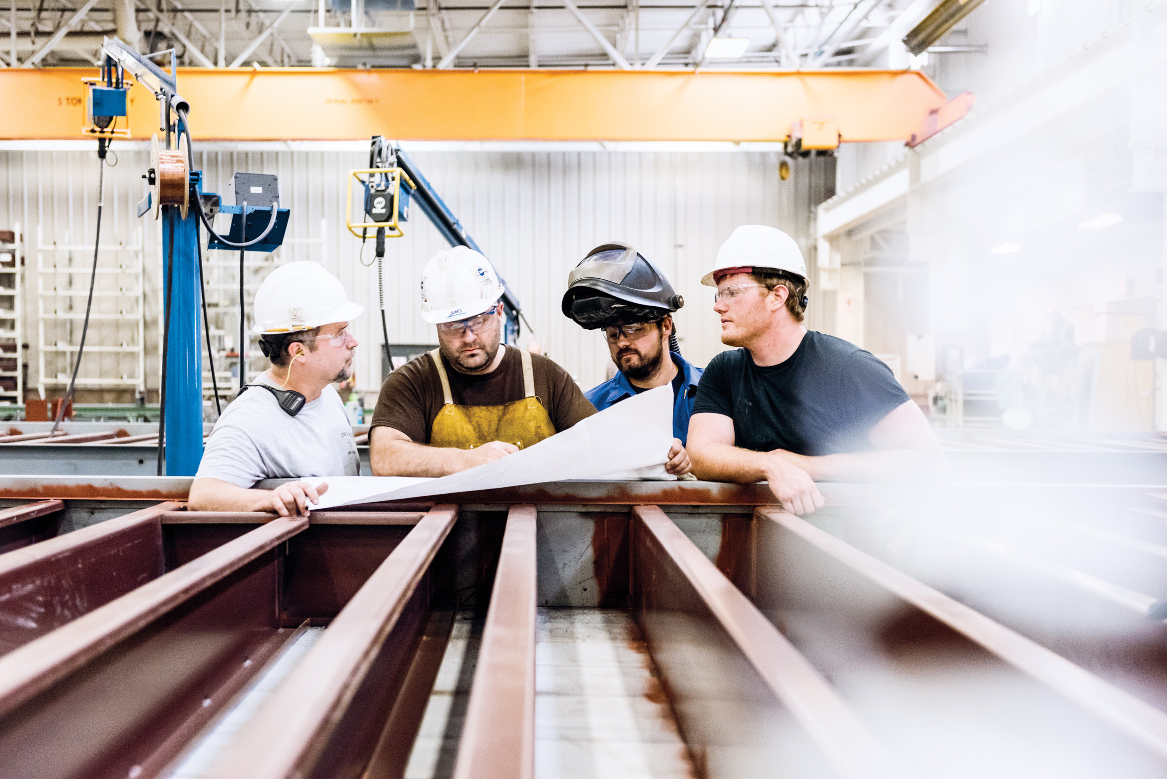 26_12_KA_SystemsControl_17_Welding_00A3942_1_w3_sw_CMYK